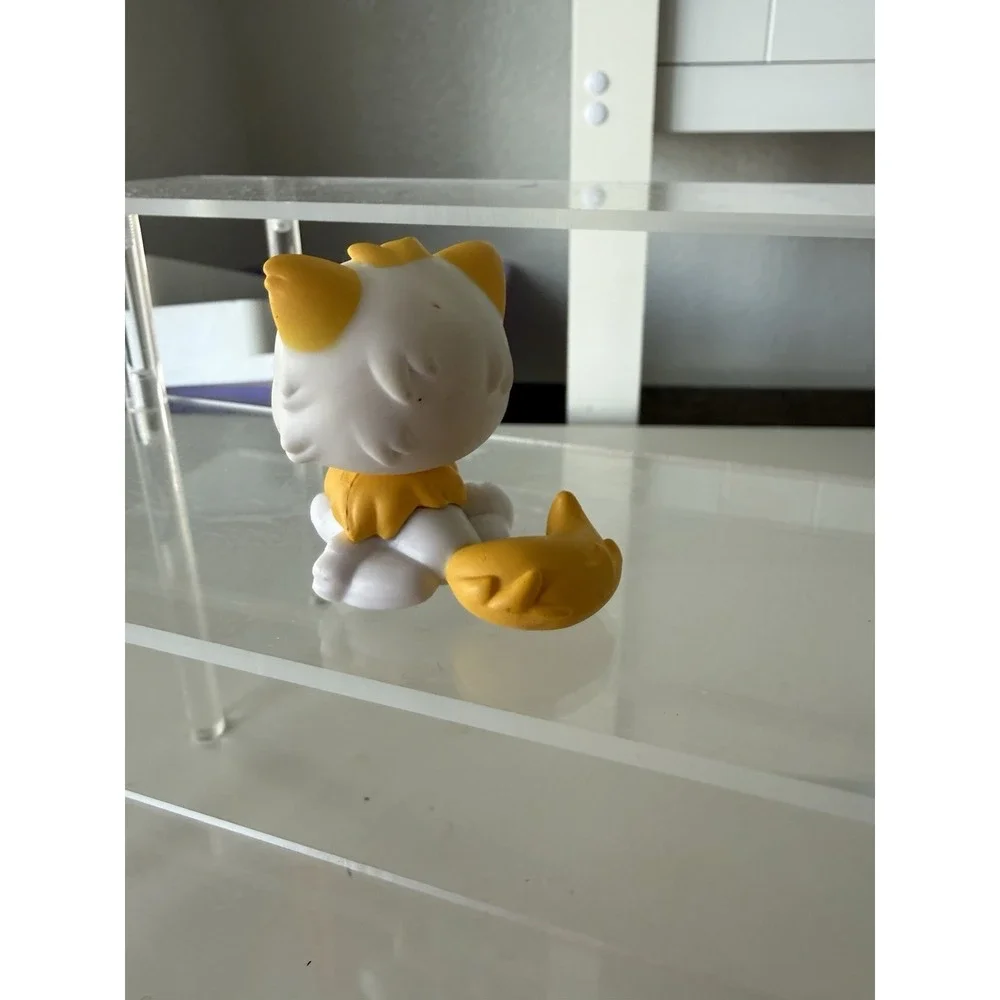 Littlest Pet Shop Prim 'N Propper Pets 2006 VINTAGE White Kitty Cat #207 RETIRED